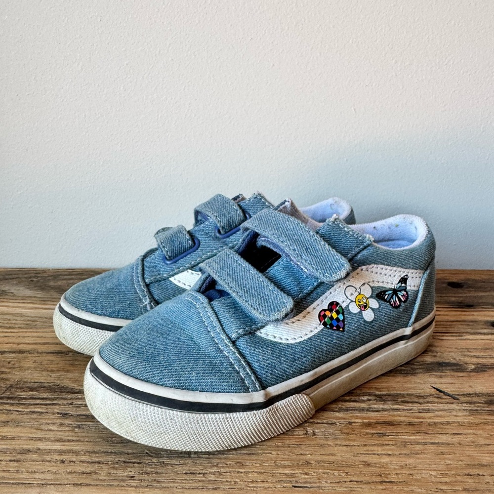 RARE Girl’s Vans Rainbow Heart, Smiley Flower, Rainbow Butterfly Denim Shoe